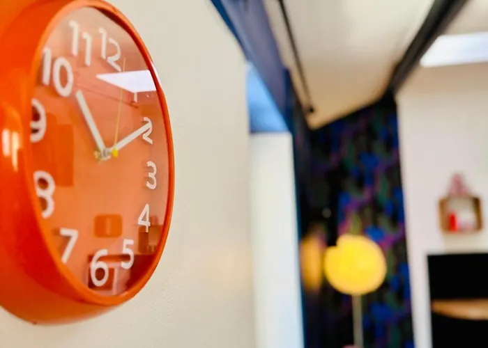 New! Bagaj 70's Hyper Centre Apartment *